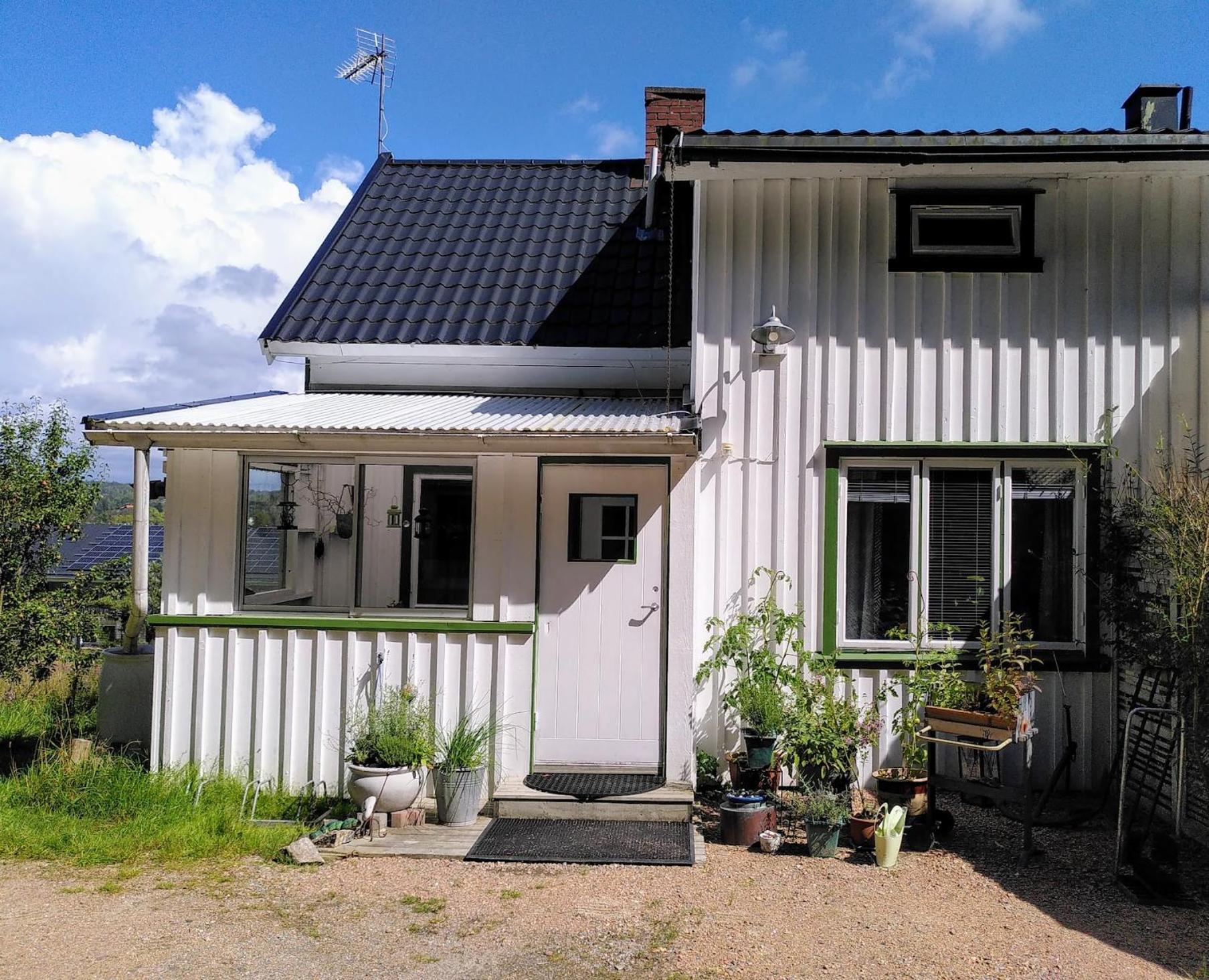 Laegenhet Naturnaera I Henån エクステリア 写真
